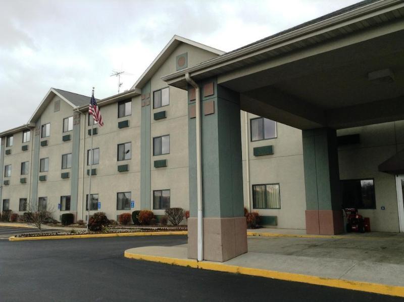 Quality Inn Sawyer Экстерьер фото