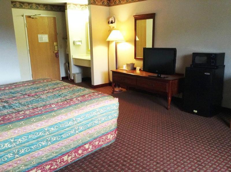 Quality Inn Sawyer Экстерьер фото